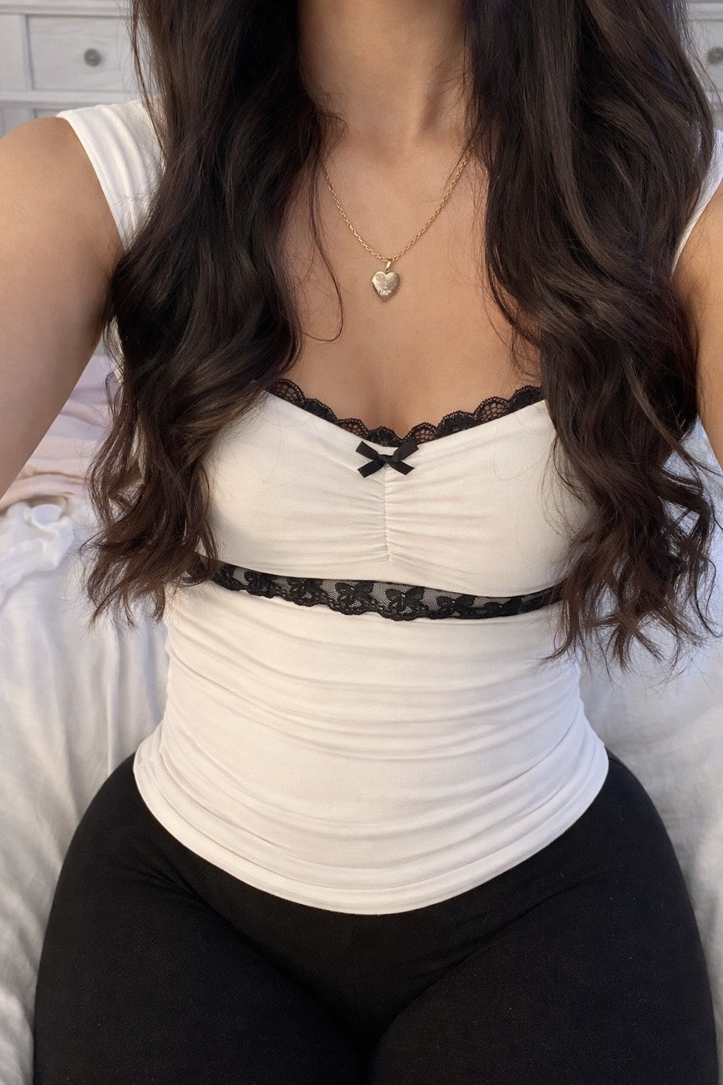 Top Corset Coquette Lace Doll - Encaje y Lazo Blanco y Negro