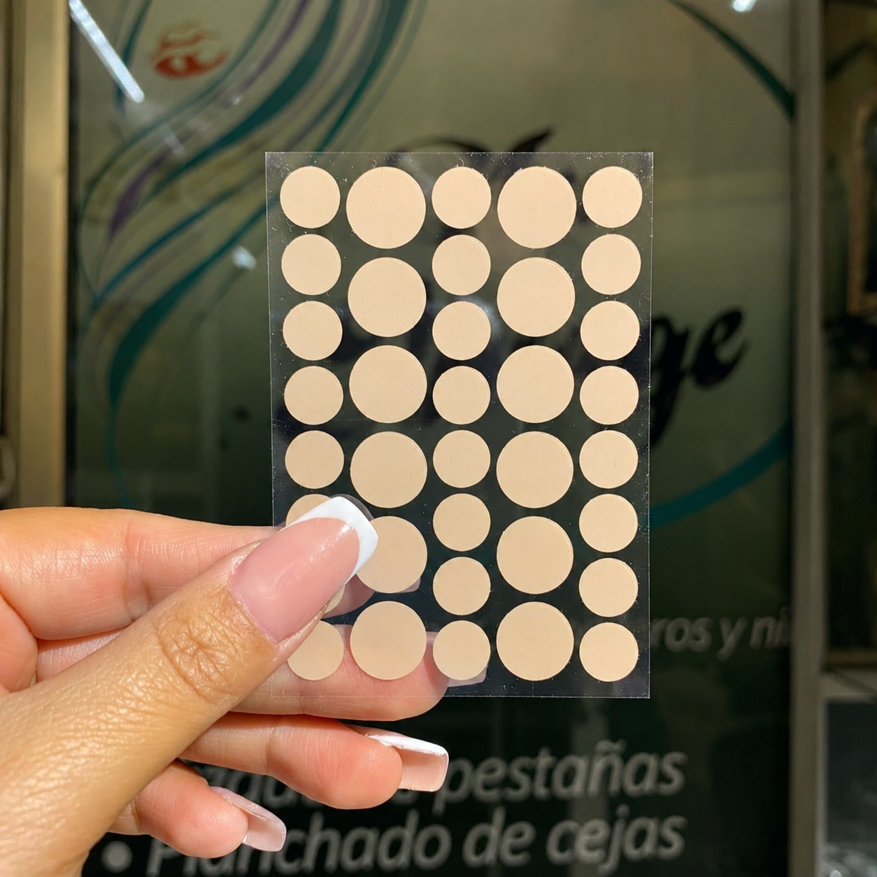 Parches para Acne Hidrocoloide Antibacterial Transparente y Color Piel