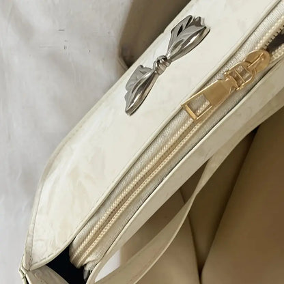 Cartera Coquette Charm