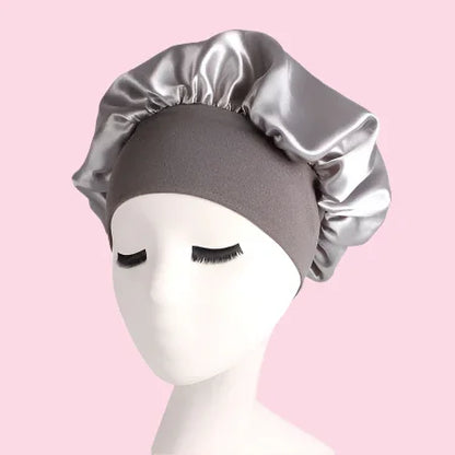 Gorro de satén gris para el cabello, ideal para cuidado capilar y rutina de belleza coreana.