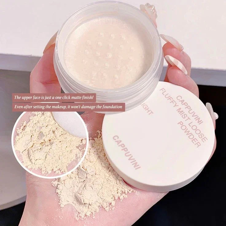 Polvo suelto matificante coreano CAPPUVINI para maquillaje, textura ligera, color beige claro.