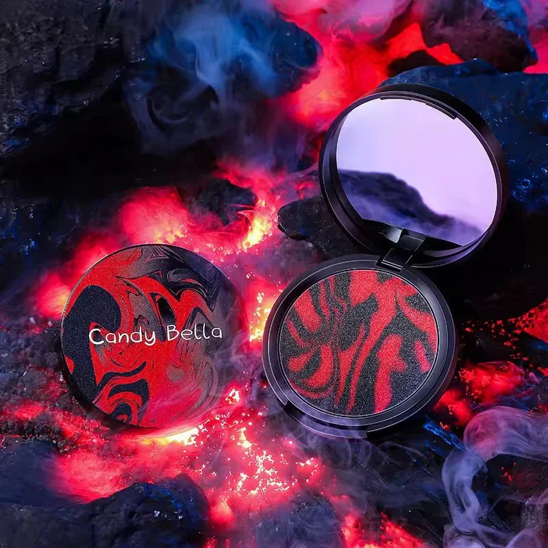 Polvo compacto de maquillaje coreano con diseño negro y rojo sobre fondo de brasas