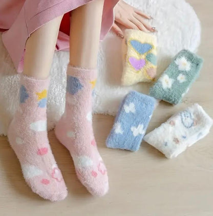 Medias Afelpadas Kawaii de Invierno — Diseños Tiernos y Suaves