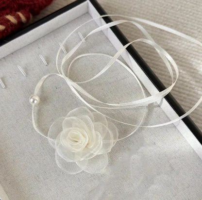 Chockers Midnight Rose