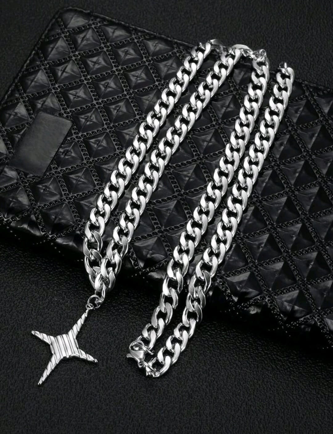 Collar “Zane Cross”