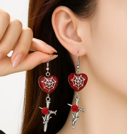 Aretes "Web of Devotion" Colección Broken Hearts