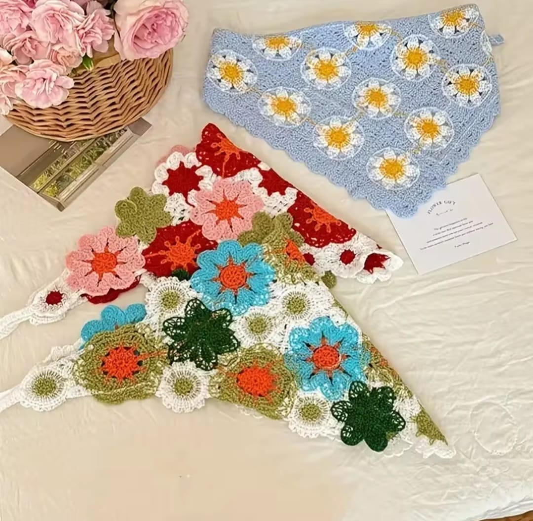 Bandana Crochet Strawberry Jennie