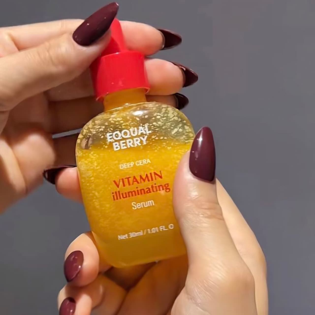 Eqqual Berry Serum Vitamin Illuminating Iluminador y Glow