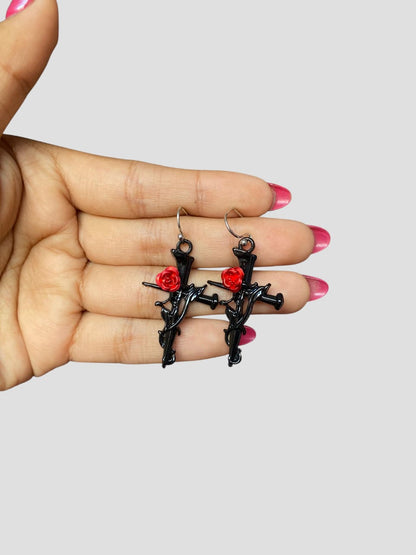 Aretes góticos Cross Collection