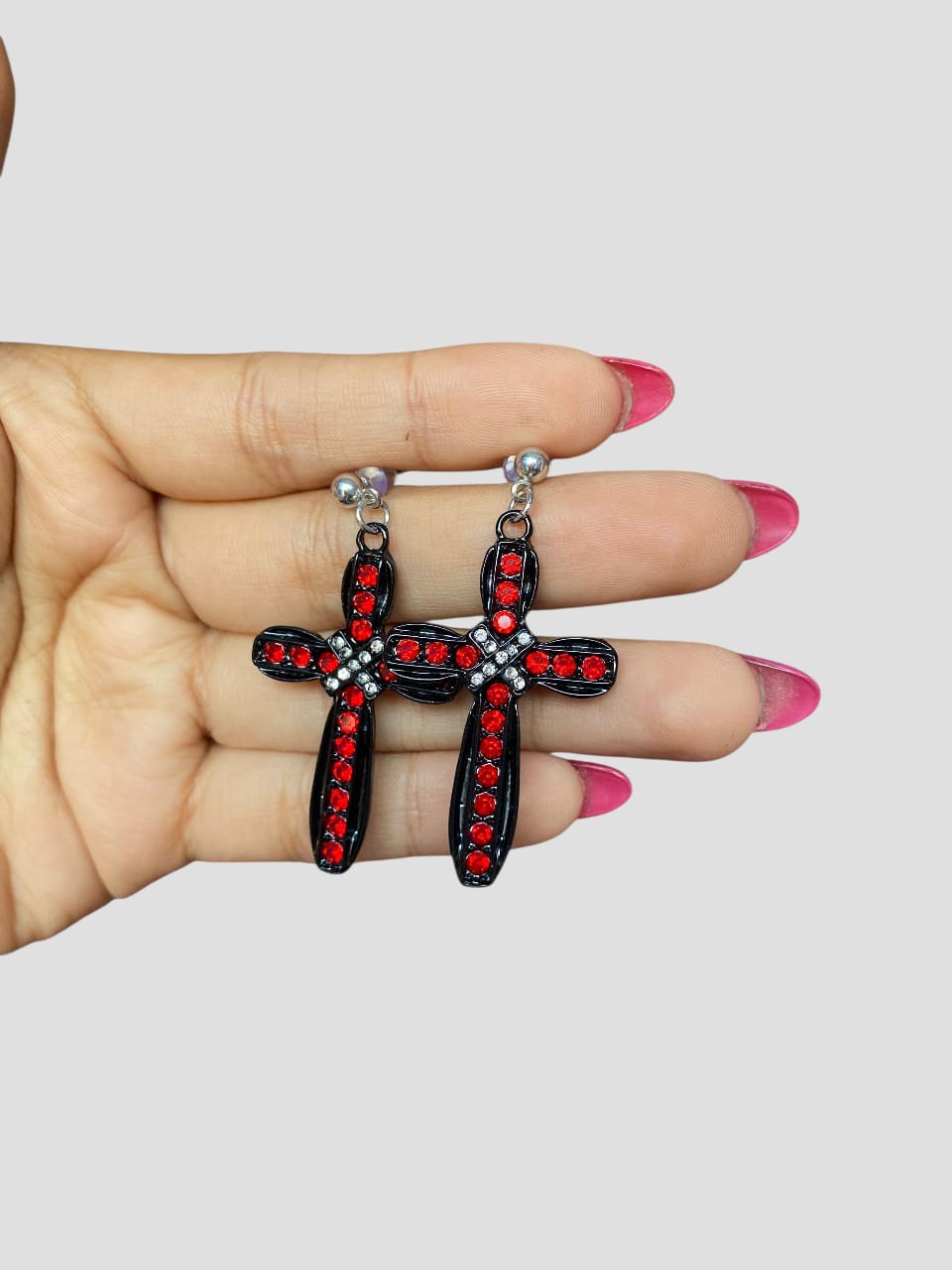 Aretes góticos Cross Collection