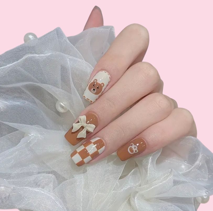 Uñas Press On Bear Chocolate