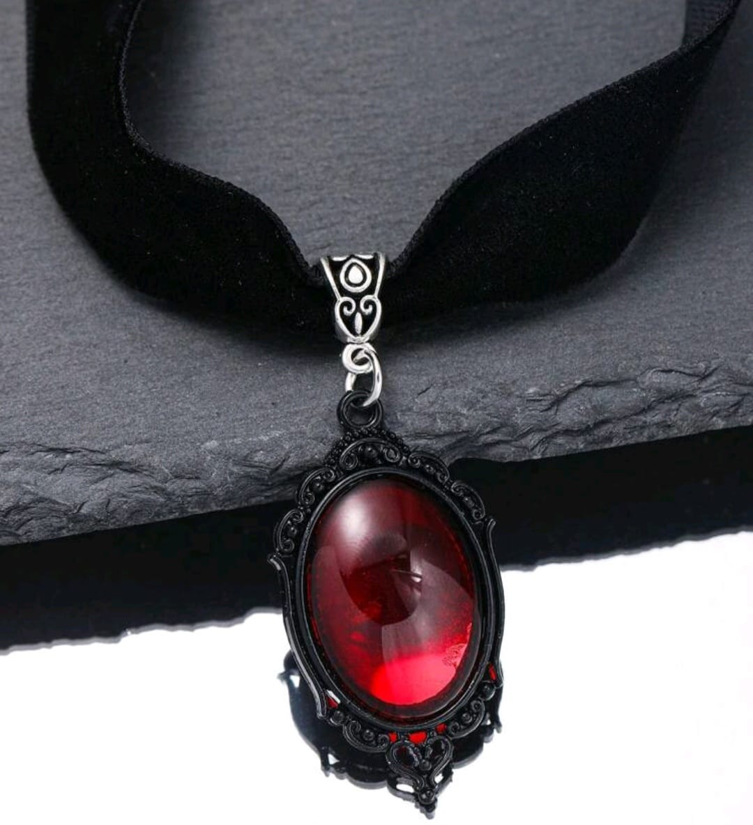 Choker Lilith Nocturne